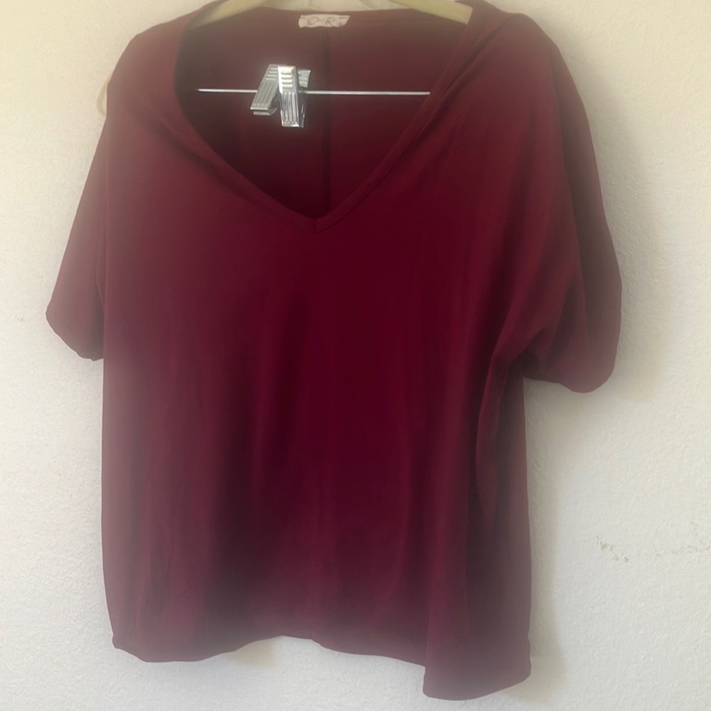 FINAL MARKDOWN Olivia Rae Women's Burgundy V-Neck Top medium